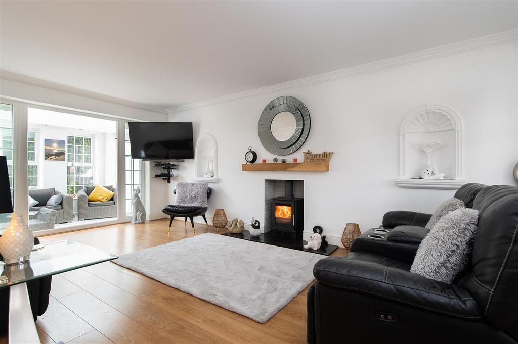 Hyperion Road, Stourton, Stourbridge 4 bed detached house £585,000