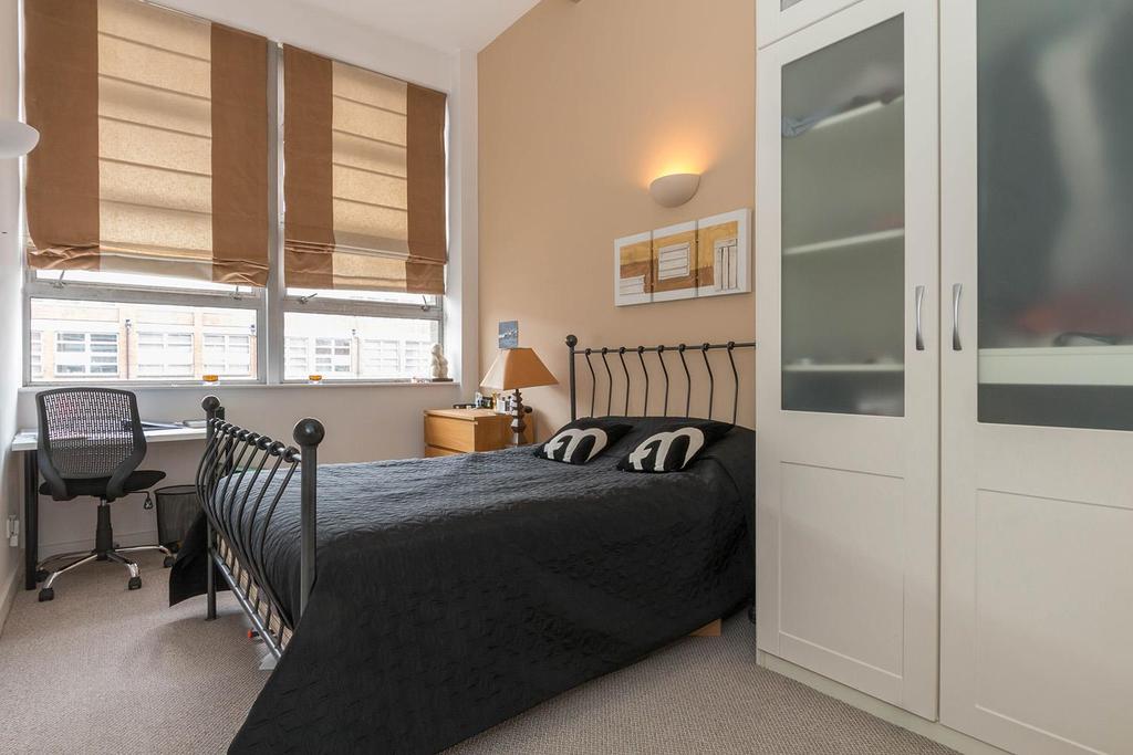 New Hampton Lofts, Branston Street, B18 6BF 2 bed apartment £1,250