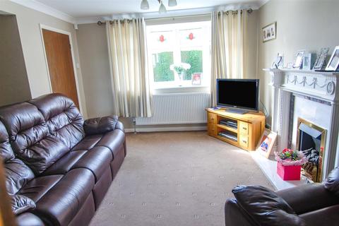 2 Foxfield Walk, Barnsley, S70 3AZ