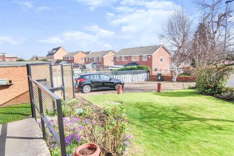 2 Foxfield Walk, Barnsley, S70 3AZ
