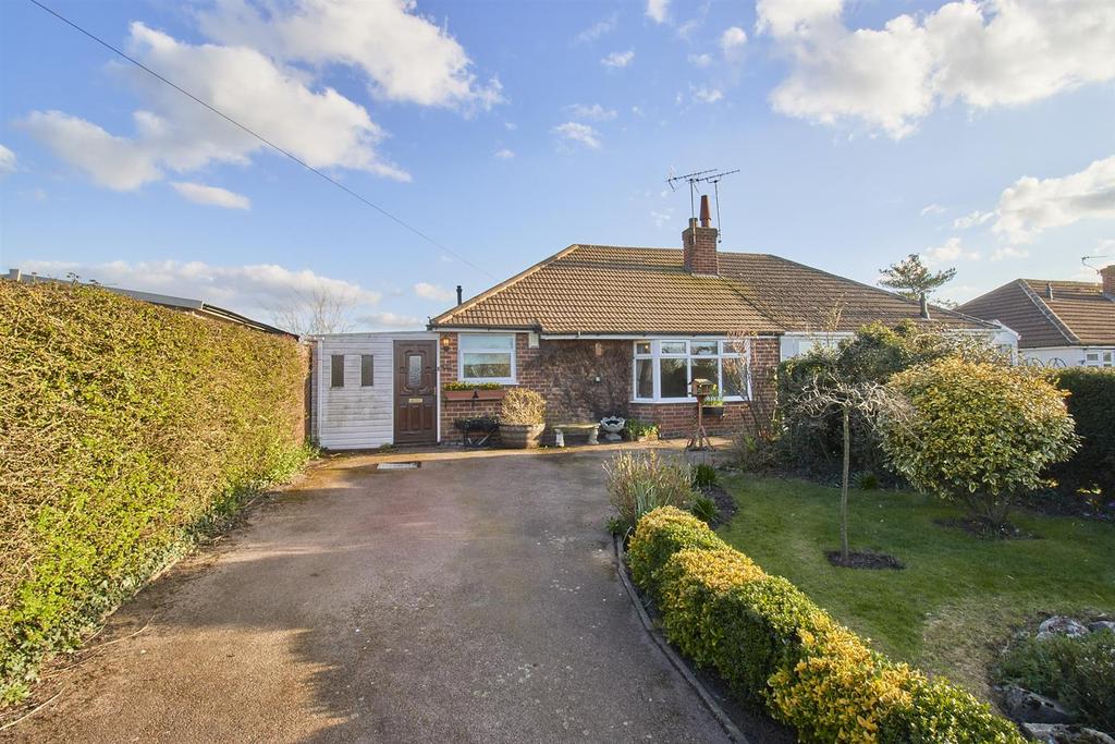 Sherwood Road, Stoke Golding 2 bed semi-detached bungalow - £240,000