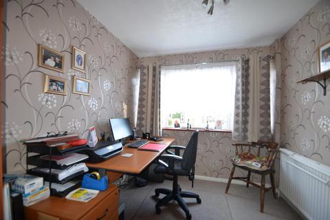 10 Bloomfield Drive, Shefford, SG17 5BU