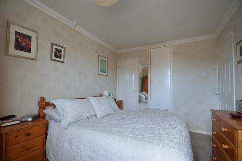 10 Bloomfield Drive, Shefford, SG17 5BU