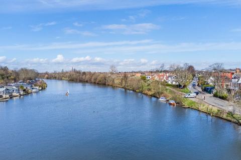 102b Lower Ham Road, Kingston Upon Thames, KT2 5BD