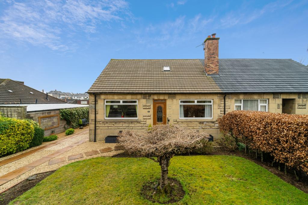 Pickletullum Road, Perth, Perthshire... 3 bed semidetached house £255,000
