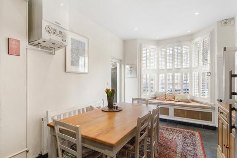 89 Biscay Road, London, W6 8JW