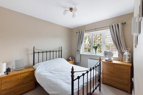 3 bedroom semi-detached house for sale, Bridge Road, Chertsey, Surrey, KT16