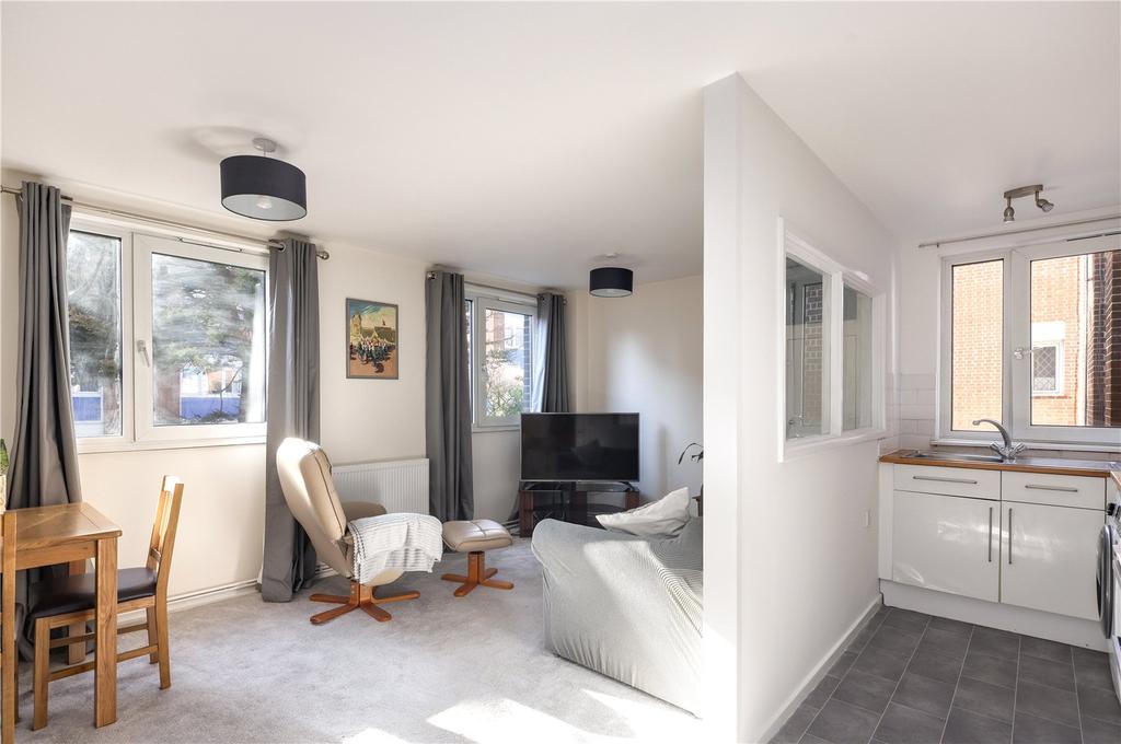 Living Room/Kitchen