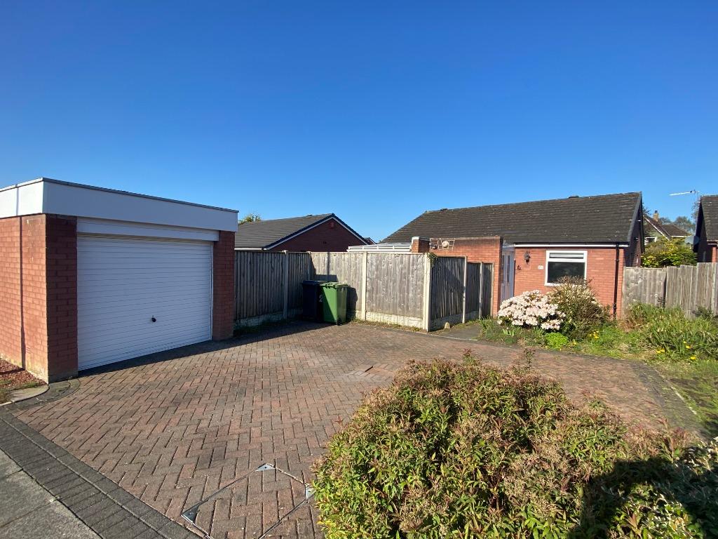Sanderson Close, Lowry Hill... 2 bed bungalow £180,000