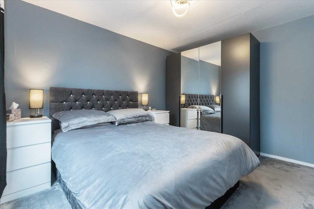 Bedroom One (2)