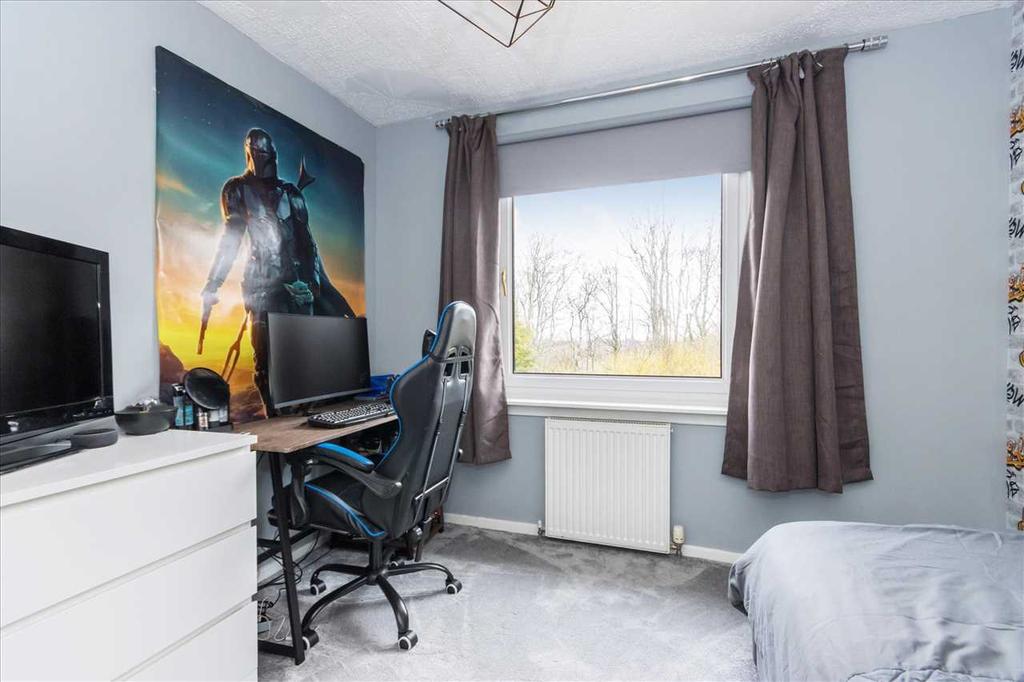 Bedroom Three (2)