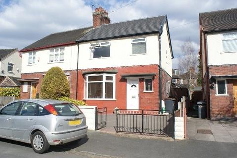 3 bedroom semi-detached house to rent, St Georges Avenue West, Wolstanton, ST5