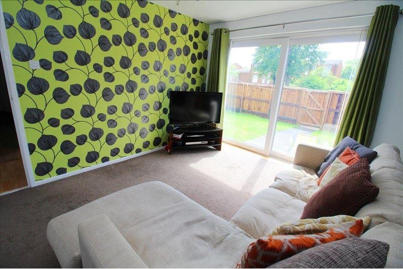Dunstanburgh Close, washington... 2 bed flat £50,000