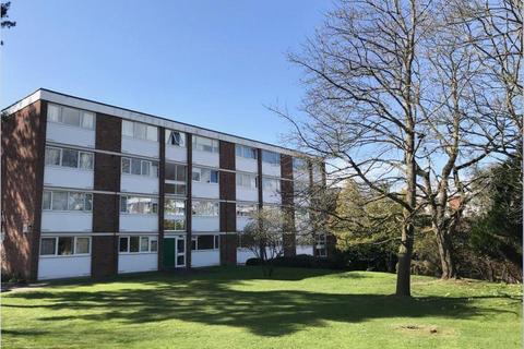 3 bedroom apartment to rent, Bath Road,  Reading,  RG1