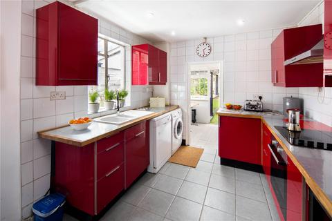 1 Powerscroft Road, London, E5 0PU