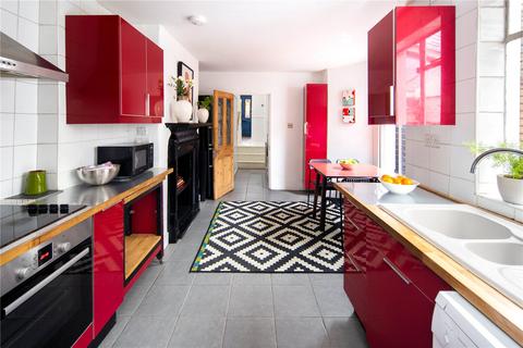1 Powerscroft Road, London, E5 0PU