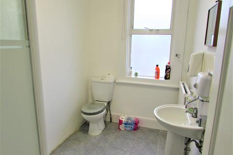 58 Locket Road, Harrow, HA3 7NE