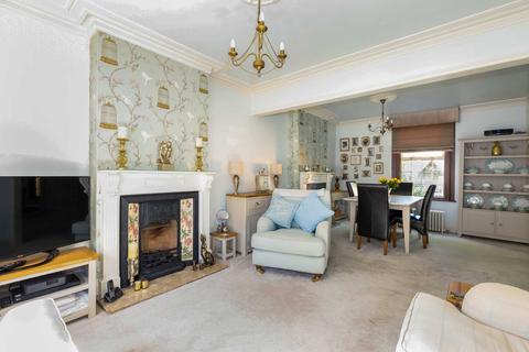30 Bickley Crescent, Bromley, BR1 2DW