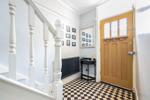 30 Bickley Crescent, Bromley, BR1 2DW