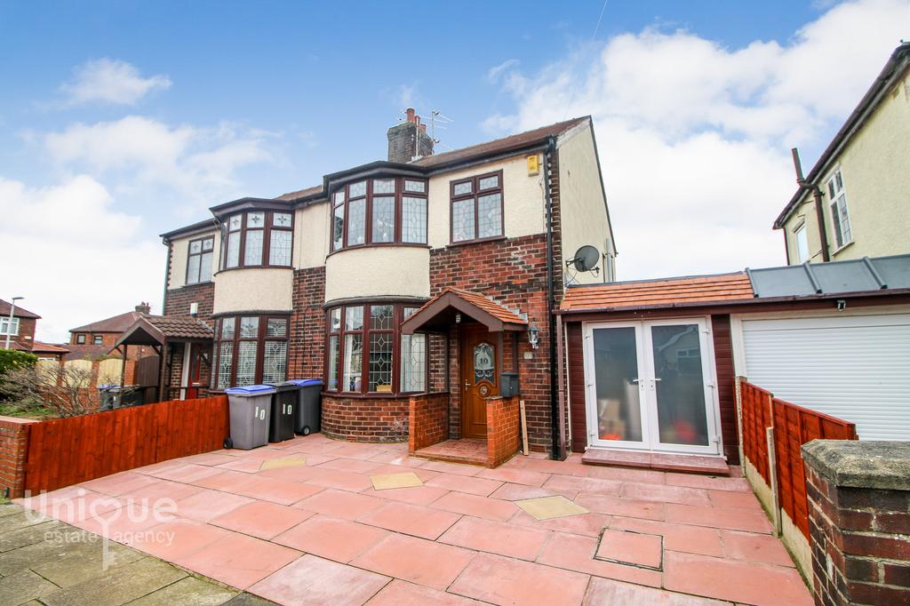 Kendal Avenue, Blackpool, FY3 3 bed semidetached house £189,950