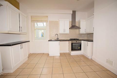 3 bedroom terraced house to rent, The Steyne, Bognor Regis, PO21