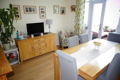 23 Chattern Road, Ashford, TW15 1AE
