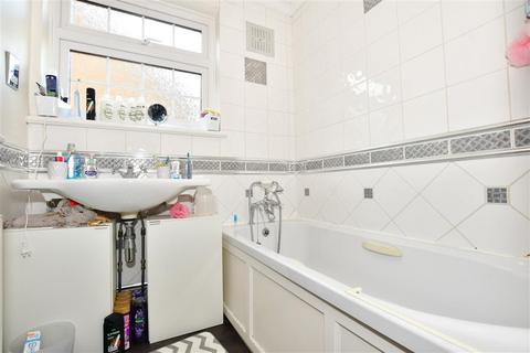 52 Franklin Road, Gravesend, DA12 5SX