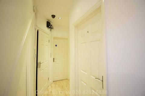 undefined, Clovelly Ave, Colindale