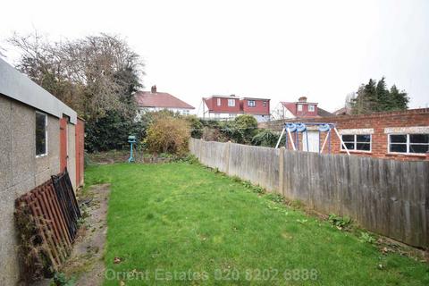 undefined, Clovelly Ave, Colindale
