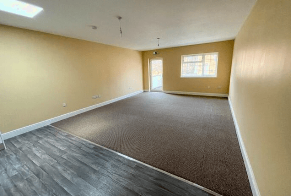 Coulsdon, CR5 Studio £900 pcm (£208 pw)