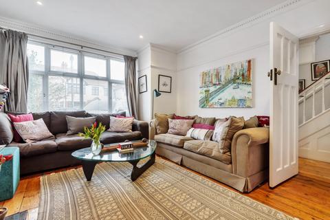 23 Lancaster Gardens, Kingston Upon Thames, KT2 5NQ