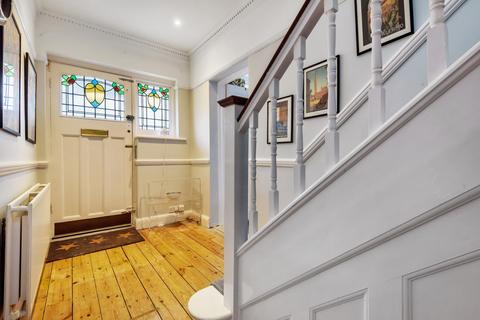 23 Lancaster Gardens, Kingston Upon Thames, KT2 5NQ
