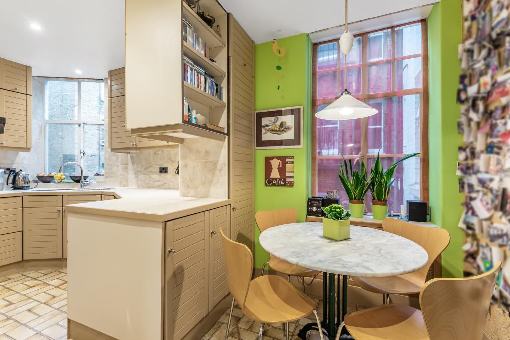 Kitchen/Dining