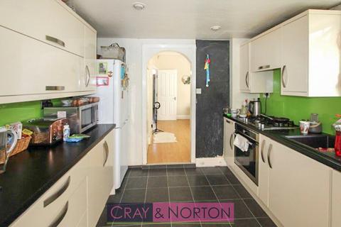 9 Dalmally Road, Croydon, CR0 6LU