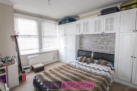 9 Dalmally Road, Croydon, CR0 6LU