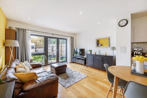 5 Potters Road, Southall, UB2 4AS