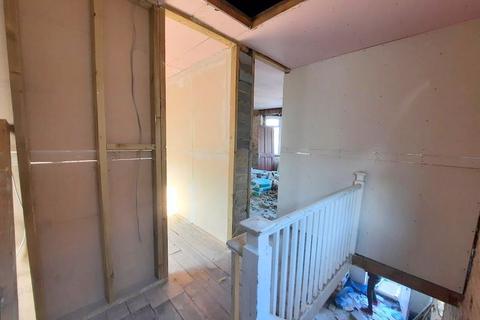 18 North Drive, Hounslow, TW3 1PX