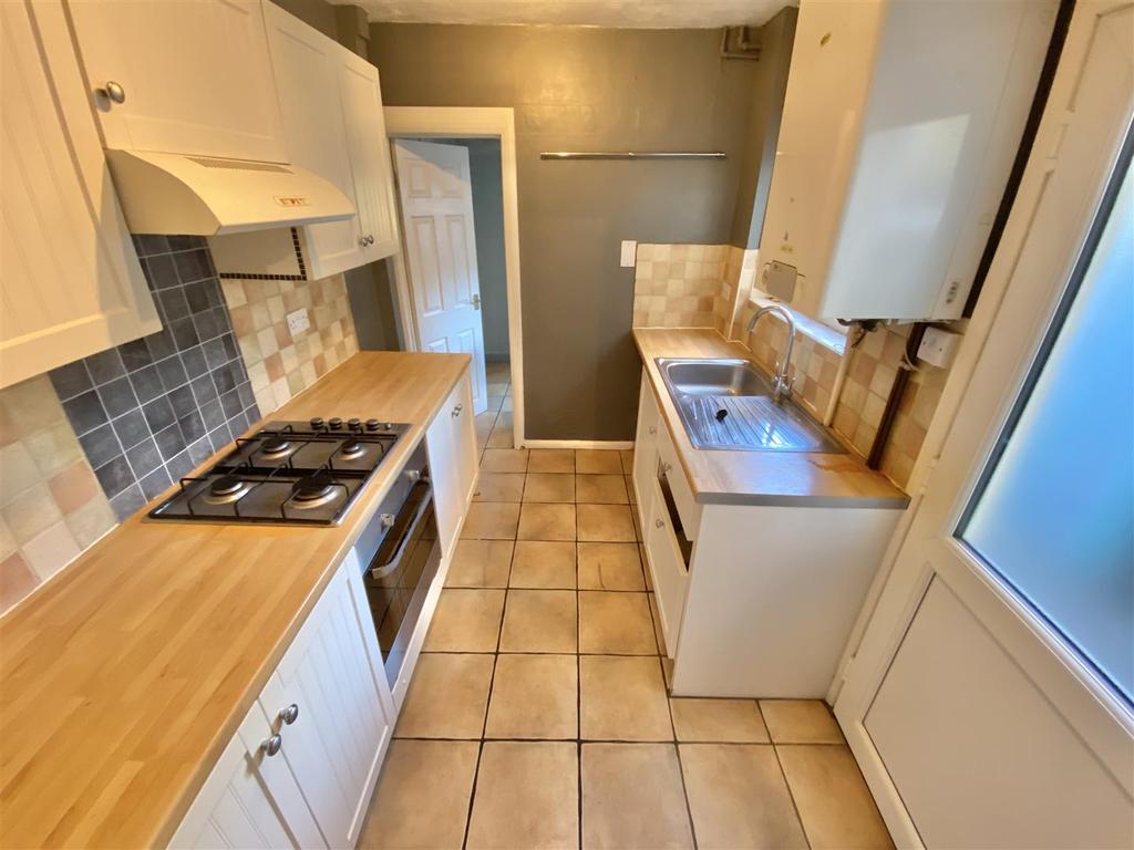 Alford Street, Grantham, NG31 3 bed terraced house £120,000