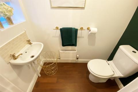 2 Bolsover Road, Grantham, NG31 7FS