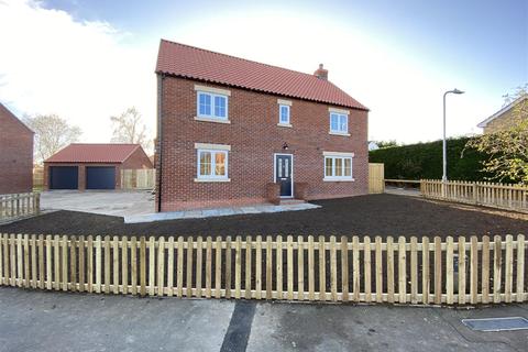 29a Grantham Road, Ropsley, Grantham, NG33 4BX