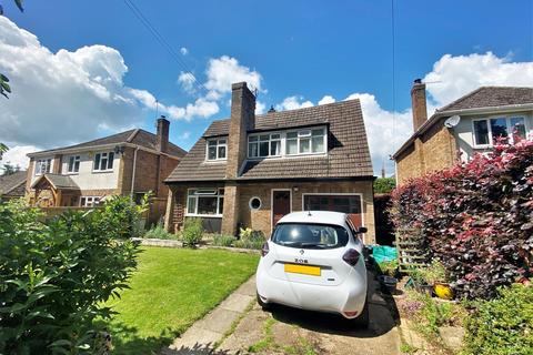 8 Lime Grove, Caythorpe, Grantham, NG32 3DH