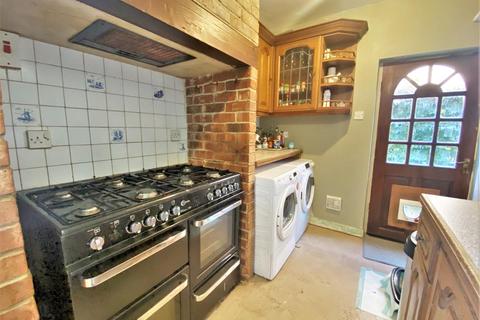 8 Lime Grove, Caythorpe, Grantham, NG32 3DH