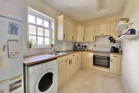 2 bedroom flat for sale - New Street, Grantham, NG31