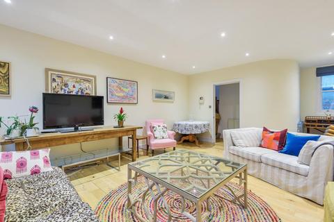6b Richborne Terrace, London, SW8 1AP