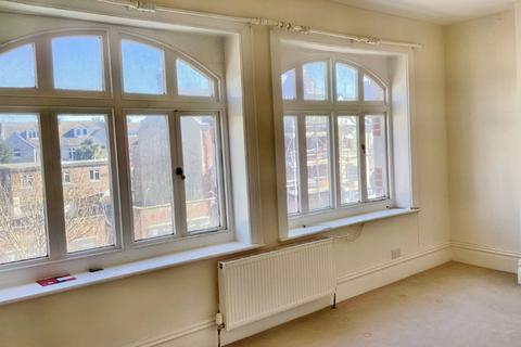 3 bedroom maisonette to rent, Devonshire Road, Bexhill-on-Sea TN40