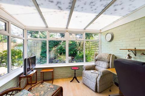 64 Crofters Mead, Croydon, CR0 9HT