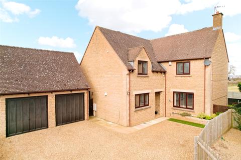 4 bedroom detached house for sale - St John's Close, Rothersthorpe, Northampton, Northamptonshire, NN7