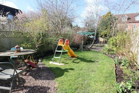 23 Bleachfield Street, Alcester, B49 5BB