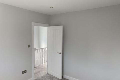 1 bedroom flat to rent, Meadway Drive, Woking, GU21 4TD