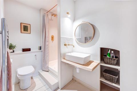 23b Alma Road, London, SW18 1AA